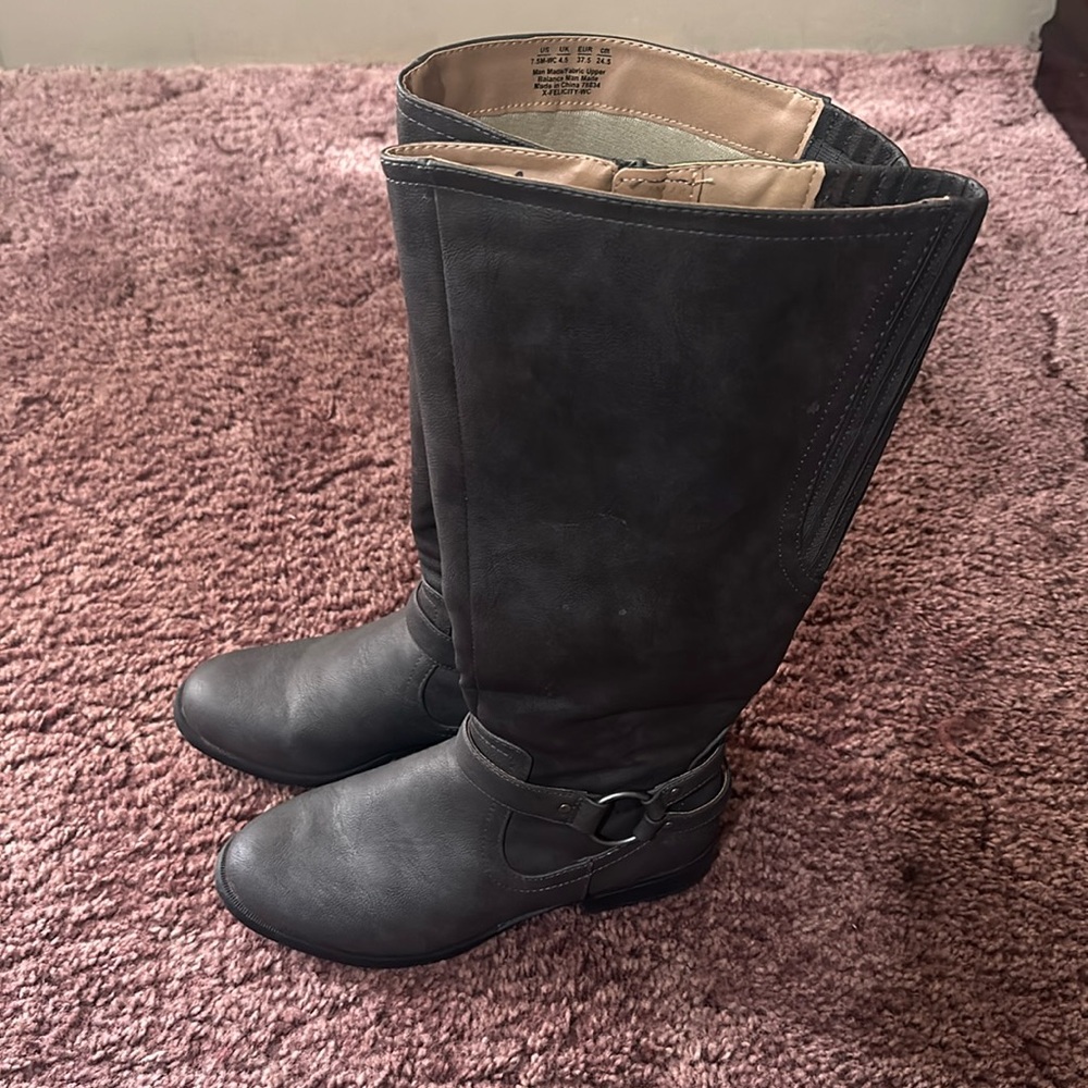 Grey tall boots